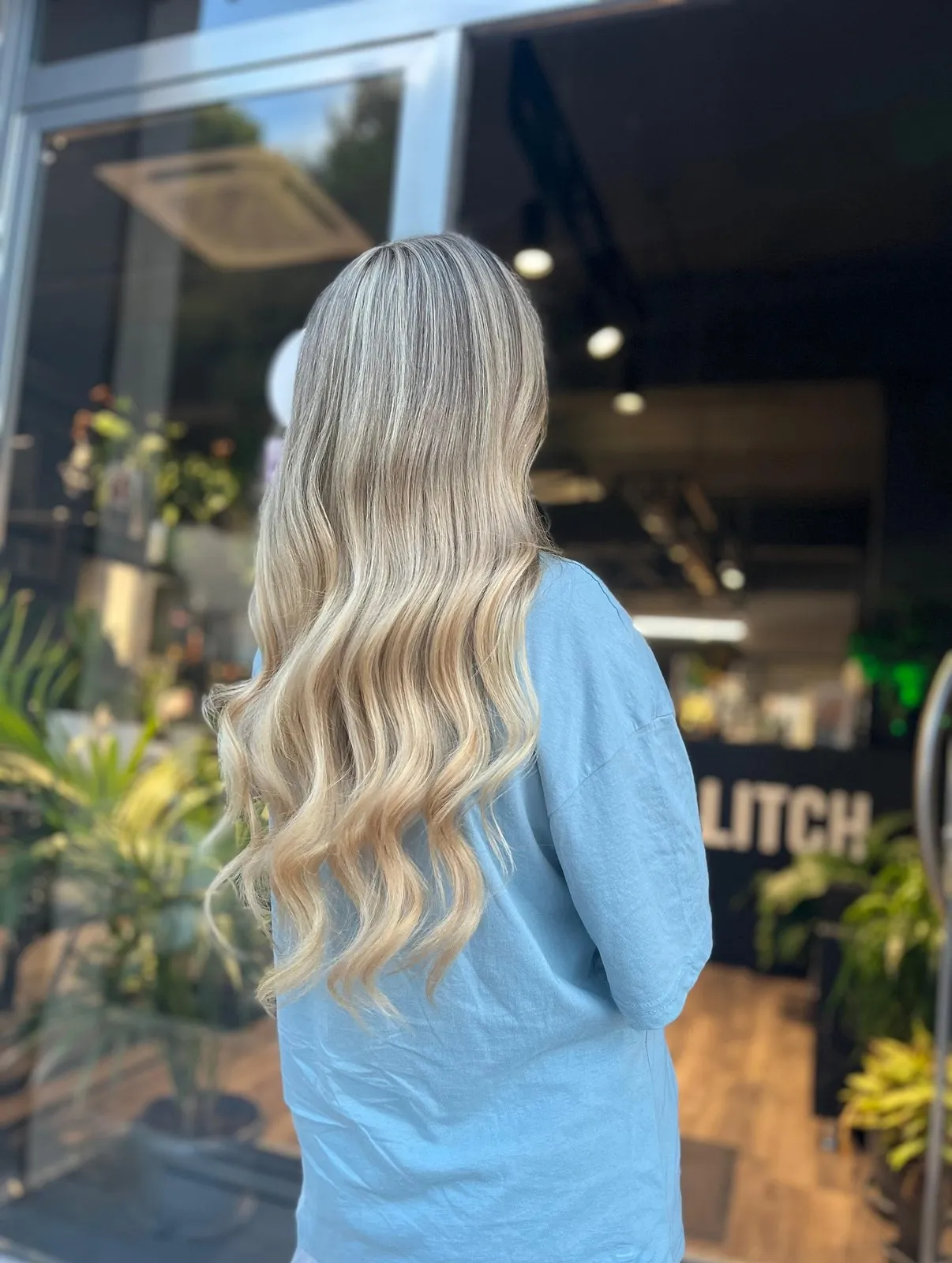 Air-touch su capello naturale, lavoro di Glitch Hair Studio Salon