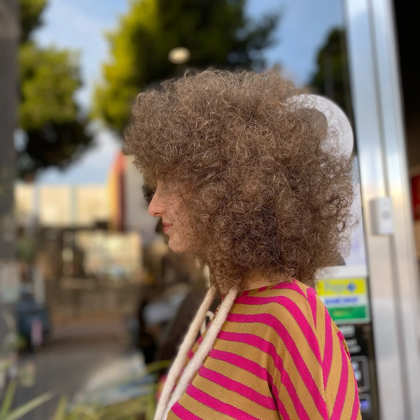 Ricci al naturale, lavoro di Glitch Hair Studio Salon