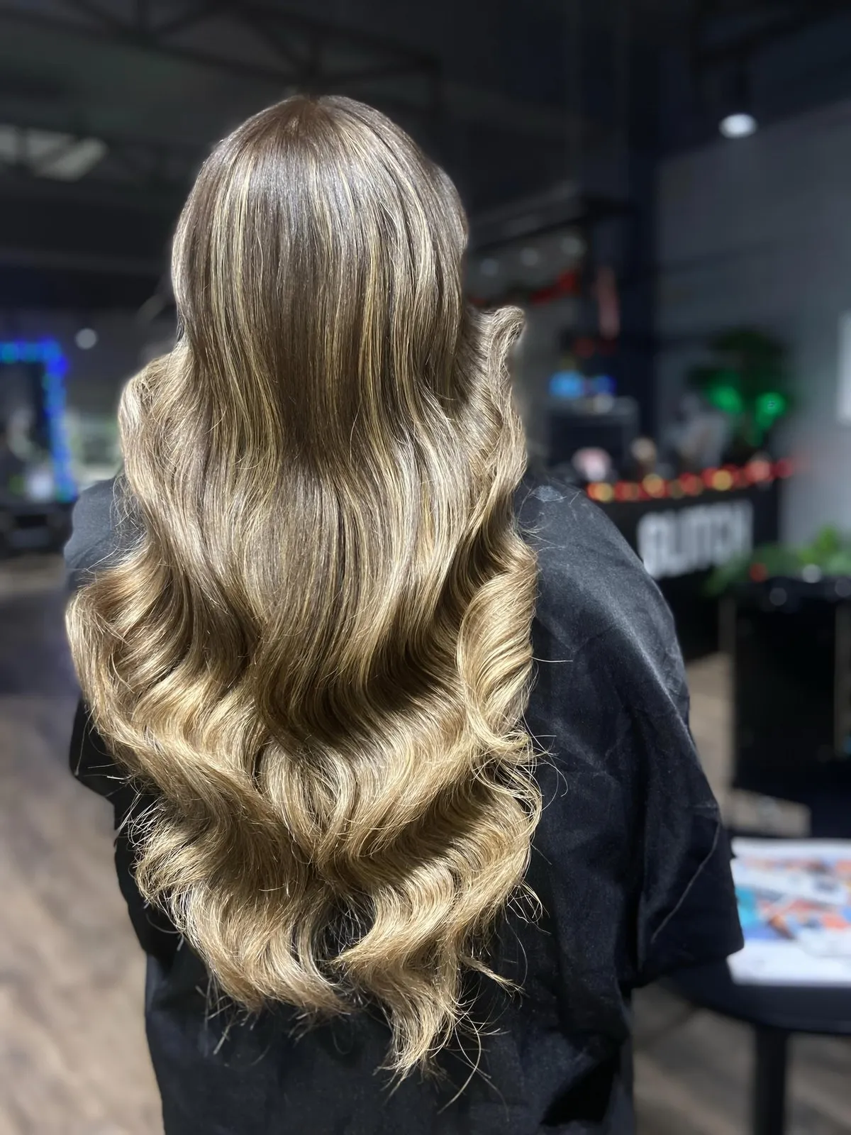 Balayage, un anno dopo, lavoro di Glitch Hair Studio Salon
